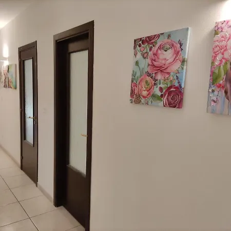 Apartment La Dimora Fiorita