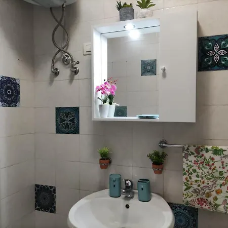 La Dimora Fiorita Apartment *