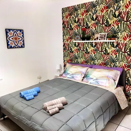 La Dimora Fiorita Apartment